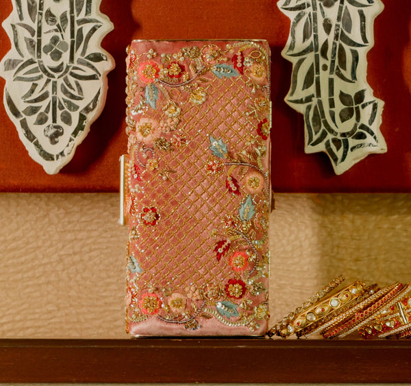 Rose Garden clutch